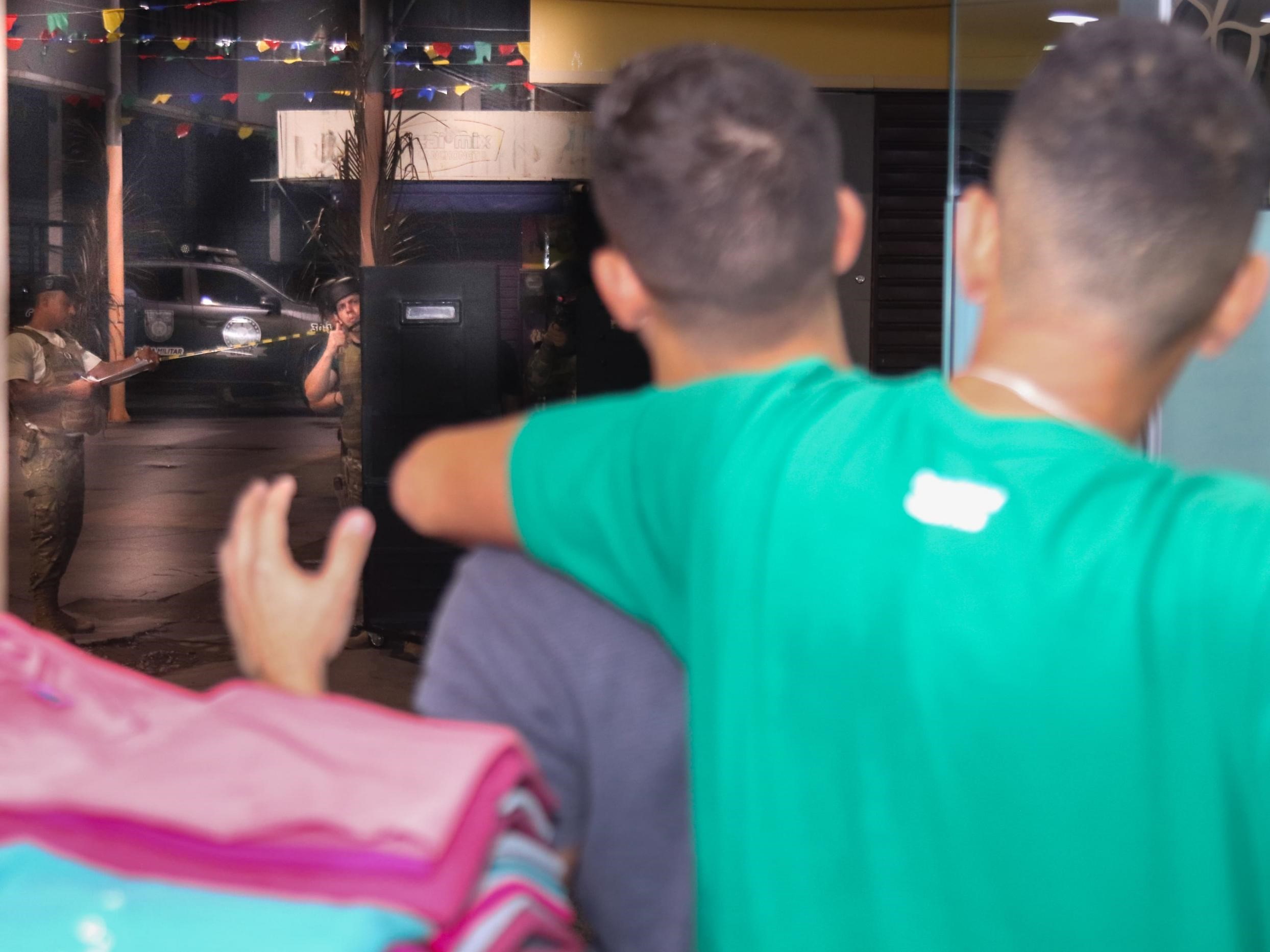 Bope simula crise com reféns no centro de Maceió durante curso de negociação policial
