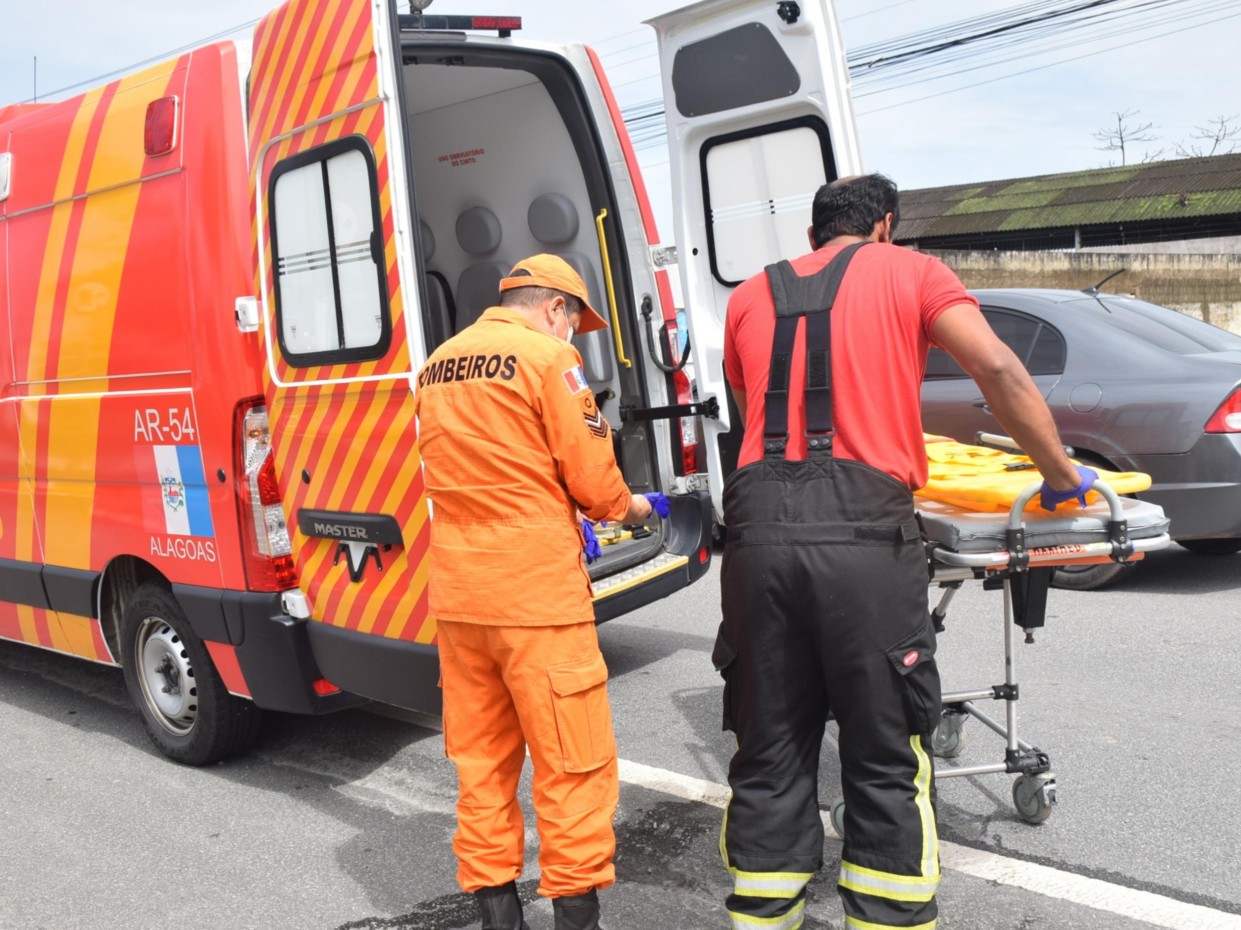 CBMAL atende vítimas de acidentes de trânsito em Maceió e Arapiraca