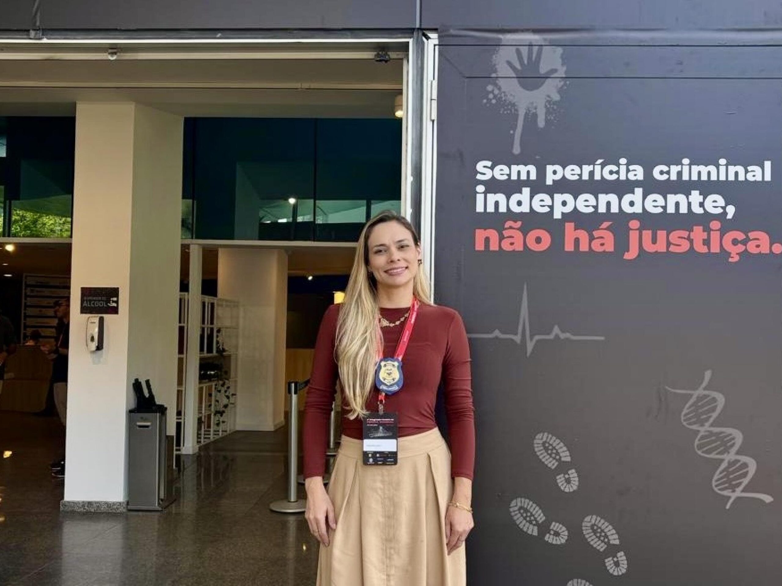Perita do Instituto de Criminalística do Agreste participa de curso avançado e congresso técnico em São Paulo