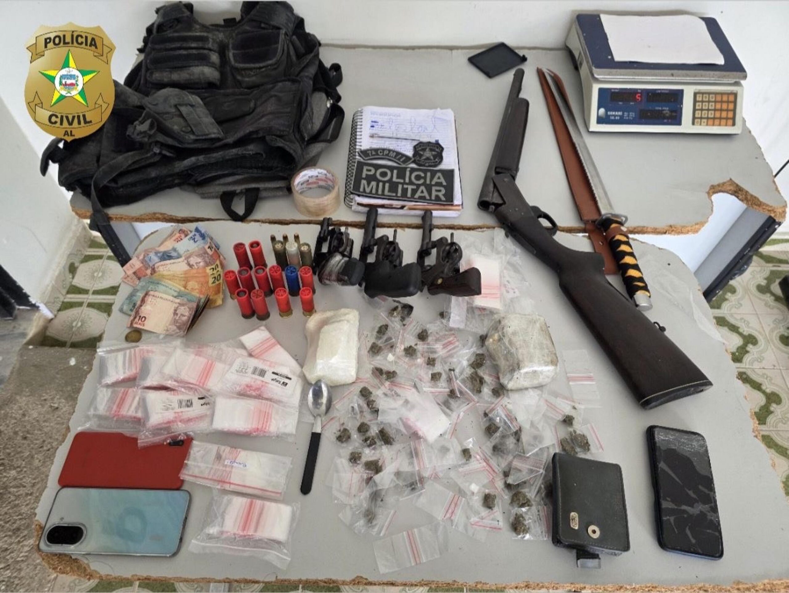 Polícia Civil prende suspeitos de homicídio em Girau do Ponciano e apreende materiais ilícitos