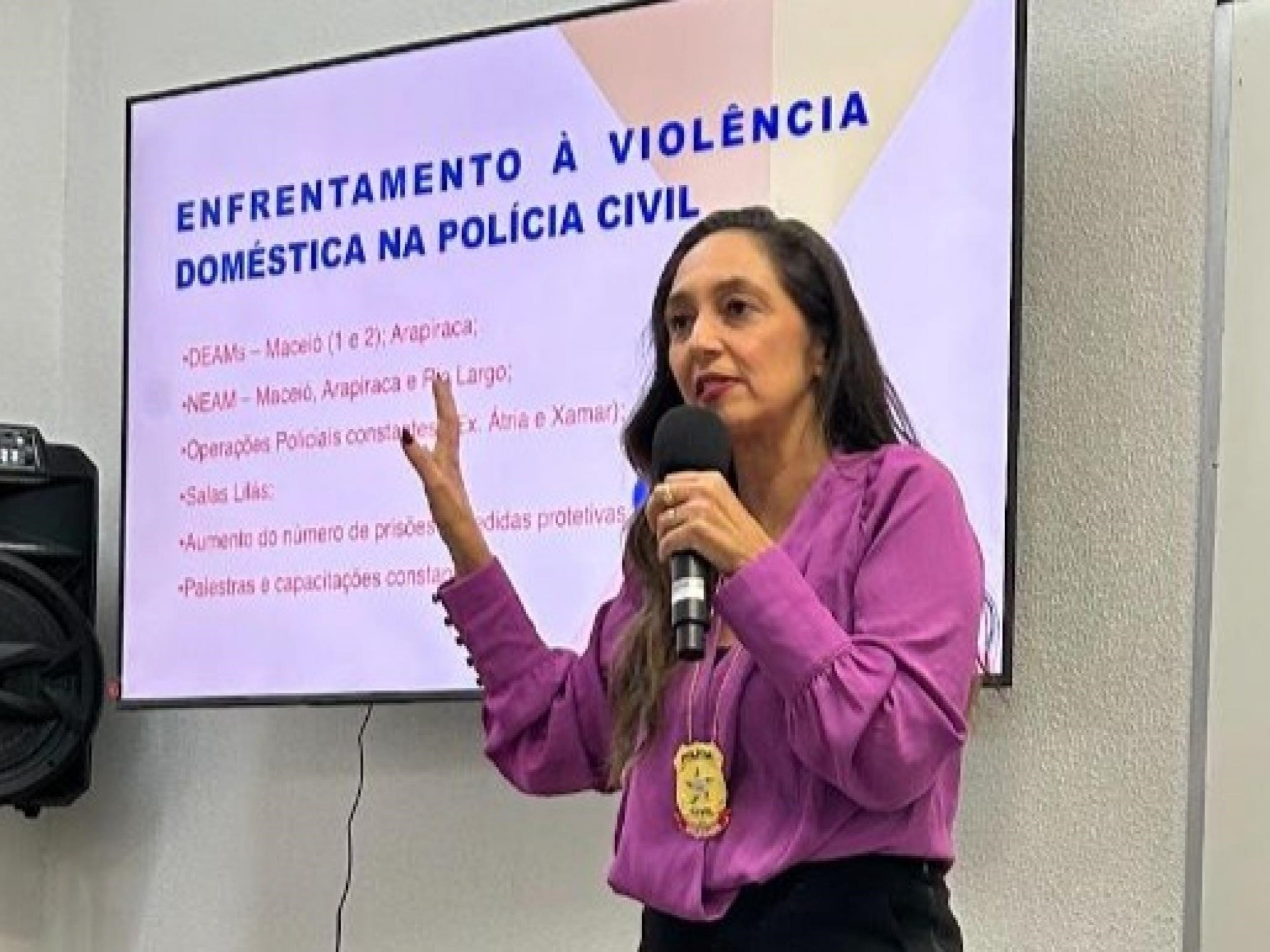 Polícia Civil participa de palestra sobre enfrentamento à violência doméstica na Ufal